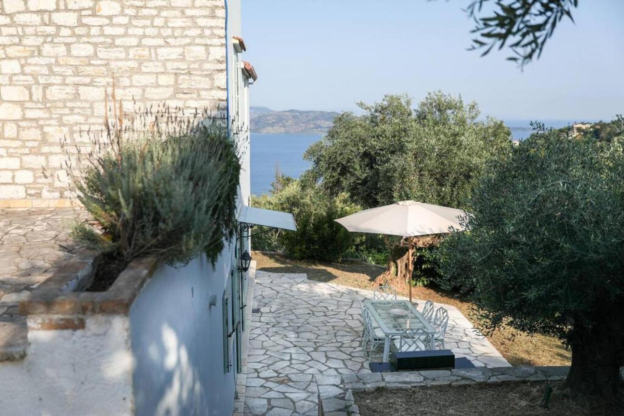 Sinies Stone Cottage - Ne Corfu Agnítsini 외부 사진